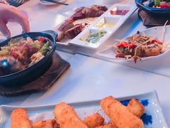 -新大咀港式茶餐厅(宝山万达店)