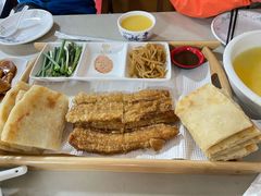 -闻道食府烙饼卷带鱼(原车耳营店原大觉寺店)