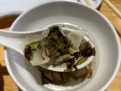 香椿芽肉馄饨-玖鲜小笼(中山广场店)