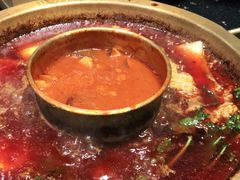 -渝里重庆火锅(航天城店)