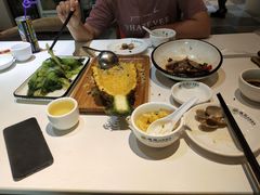 -琼大师东方烤乳猪(亚特兰蒂斯店)