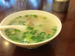本帮肚肺汤-三两春(浦三路店)