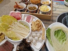 -鸡遇虾煲干锅火锅(小寨金莎店)
