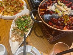 -隔壁老王·家常云南菜(花巷店)