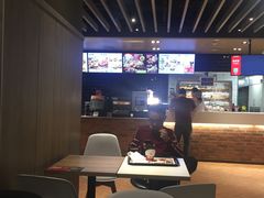 -肯德基(湾畔店)