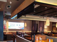 -呷哺呷哺(融创茂店)