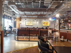 大堂-机器人火炉披萨(爱琴海店)