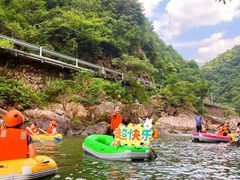-安吉龙王山峡谷漂流