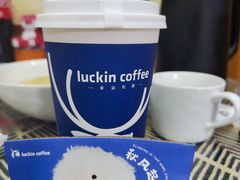 -瑞幸咖啡(上海财经大学地铁站1号口店)