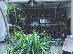 -怪兽咖啡 Monster Cafe