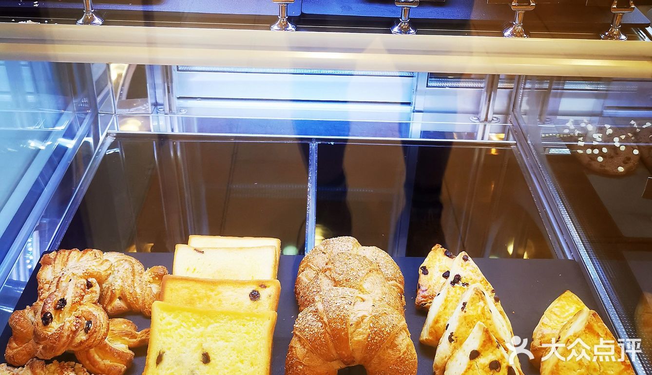 一家宝藏烘焙店，你能想象竟然在这里