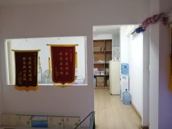 -苗医生专业祛痘·皮肤管理