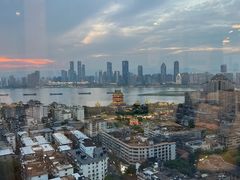 -东方豪景花园酒店·怡景旋转餐厅