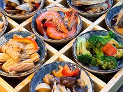 -明洞阿姨·韩式酱蟹烤肉·创意料理(三元桥店)