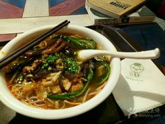 -水平有限螺蛳粉(宏达大厦店)