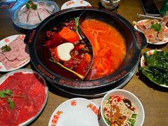 鸳鸯花胶鸡红锅-牛市坎火锅(建设路店)