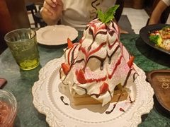 蜜糖吐司恋恋草莓-秘密旅行Bonjour(黑金冠 江南西店)