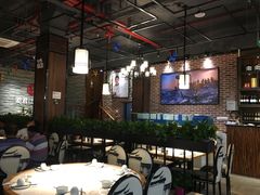 大堂-姜君·千岛湖鱼头馆(浦东大道店)