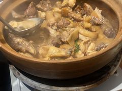 -齐齐衮·廟街生蚝雞煲(荔湾地铁站店)