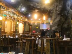 大堂-百年川椒重庆老火锅(光谷店)