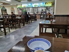 大堂-崇德楼水盆牛羊肉泡馍馆(文艺路店)