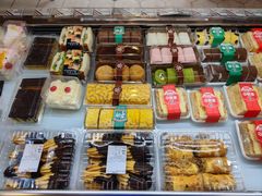 -光明牛奶棚(南泉店)