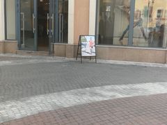 -UNDER ARMOUR(新燕莎奥莱店)