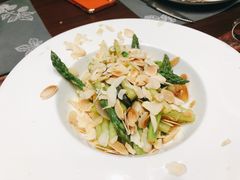 蒜蓉杏仁芦笋-Ambra Haus琥珀屋精酿餐厅(宝山店)