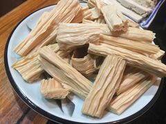 -三里屯土灶炖公鸡地锅鸡(江东店)