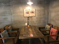 -HIGH FIVE哈福手工汉堡(桂林路店)