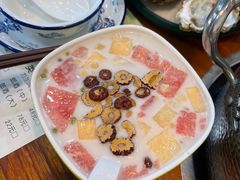 -老何家后安粉·糟粕醋海鲜火锅(三亚湾椰梦长廊店)