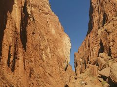 -天山神秘大峡谷