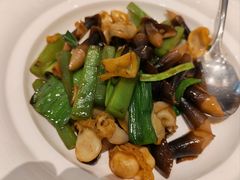 -万龙洲海鲜(大兴绿地缤纷城店)