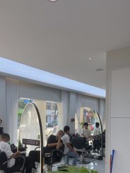 -吉艺心专业美发造型