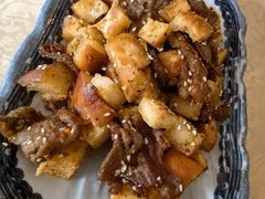 -维吾尔餐厅(宜山路店)