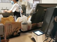 -肯德基(东安路站店)