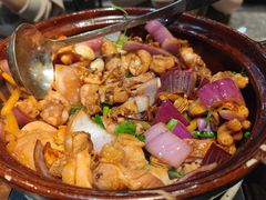 -胡须佬鸡煲四季火锅(海雅缤纷城店)