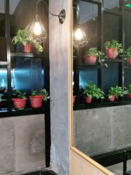 -时尚殿堂明星门店