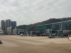 -中免(澳门机场免税店)