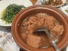 -黄泥岗·地道湖北菜(奥特莱斯店)