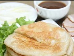 -李连贵酒家熏肉大饼(昆明街店)
