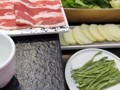 -渝里重庆火锅(航天城店)