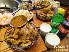 -沸炉重庆老火锅(军事博物馆店)