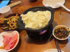 -重庆石磨豆花庄(乔庄店)