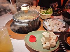 -芸山季·云南山珍菌火锅(人民广场来福士店)