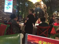 大堂-梓程海鲜大酒家