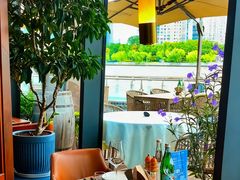 -MONICH牛排融合餐厅(和义大道购物中心店)