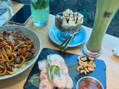 -魏客咖啡(中铁中心店)