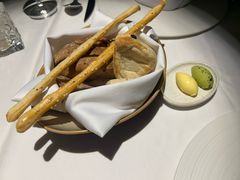 -Erman岩烧牛排(虹桥南丰城店)