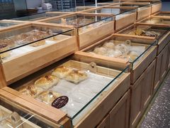 面包甜点陈列柜-原麦世家(府琛大厦店)